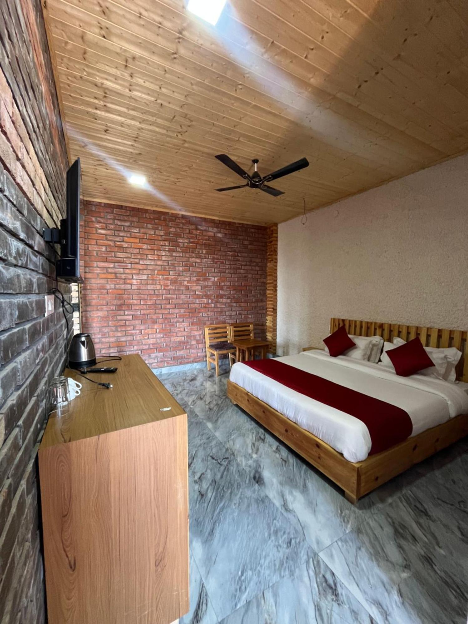 Hotel Paul Villa Bīr Exteriér fotografie